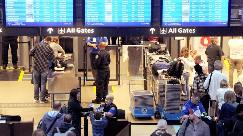 American Airlines' Government Shutdown Meltdown: Your Flights, the Delays, and the Official Excuses